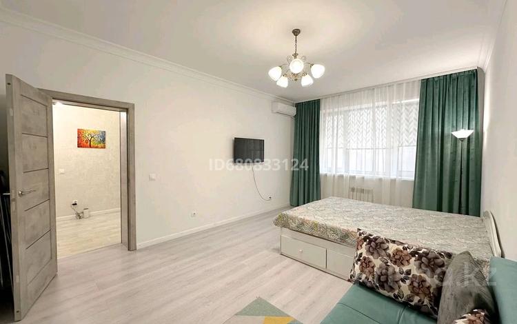 2-комнатная квартира, 45.4 м², 1/12 этаж помесячно, Навои 323 — Аль-Фараби