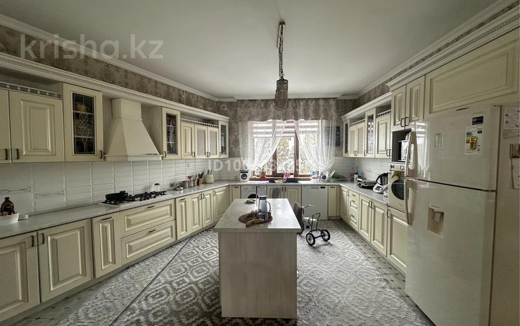 Отдельный дом · 6 комнат · 220 м² · 2 сот., Квартал — Сду за 72 млн 〒 в Каскелене — фото 2