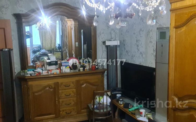 2-бөлмелі пәтер · 46.9 м² · 2/5 қабат, пр сатпаева 28, бағасы: 23 млн ₸ в Усть-Каменогорске — фото 2