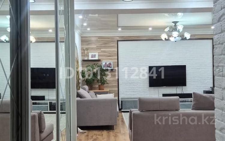 3-бөлмелі пәтер · 116.4 м² · 2/5 қабат, Думан-2 ш/а. 21, бағасы: 67 млн ₸ в Алматы, Медеуский р-н — фото 2