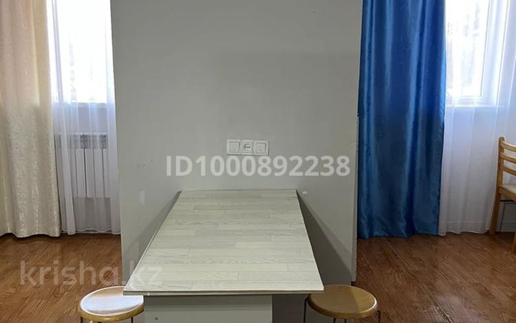 1-комнатная квартира · 35 м² · 1/3 этаж, 2-й мкр 60 за 10 000 〒 в Актау — фото 6