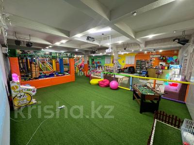 Свободное назначение, общепит, развлечения · 732.7 м² за 160 млн ₸ в Балхаше