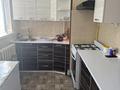 3-комнатная квартира · 72 м² · 7/9 этаж, мкр Нурсат 2 39 — Отбасымен тұруға өте қолайлы! Таза, тыныш және жайлы аудан. Көршілері мәдениетті, айналасы ұқыпты. Жанында әкімдік, саябақ, кафелер және күнделікті қажетті барлық нысандар орналасқан. Автобус аялдамасы жақын, қатынау өте ыңғайлы. за 200 000 ₸ в Шымкенте, Каратауский р-н — фото 3