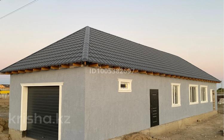 Отдельный дом · 3 комнаты · 120 м² · 8 сот., мкр Байтак, Смагул Садуакасулы 15 за 13 млн ₸ в Атырау, мкр	Байтак — фото 2