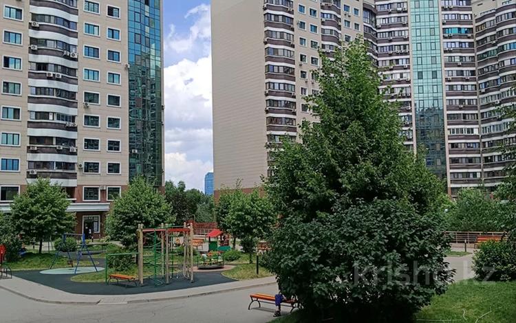 1-комнатная квартира, 49 м², 13/14 этаж, Жарокова 137 — Мынбаева