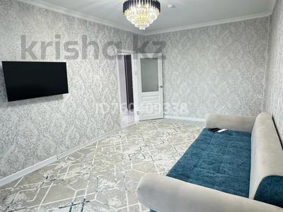 2-бөлмелі пәтер · 74 м² · 4/12 қабат, мкр Нурсат 2, Назарбекова 29/2 — Шаяхметов, бағасы: 300 000 ₸ в Шымкенте, Каратауский р-н