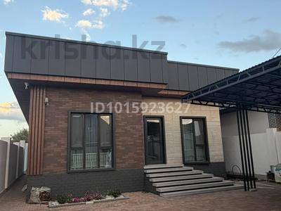 Отдельный дом · 4 комнаты · 122 м² · 5 сот., Микрорайон Арна 55 за 72 млн ₸ в Конаеве