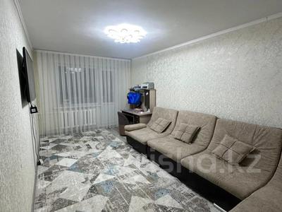 3-бөлмелі пәтер · 63 м² · 5/5 қабат, Муканова — Строителей, Университетская, бағасы: 20 млн ₸ в Караганде, Казыбек би р-н