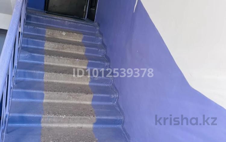 2-комнатная квартира · 45 м² · 2/5 этаж, мкр 5 102/1 — Тургенева за 12.8 млн ₸ в Актобе — фото 2