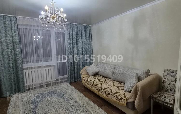 4-бөлмелі пәтер · 77.8 м² · 3/9 қабат, 30-шағынаудан 33 — 104 школа, бағасы: 28.5 млн ₸ в Караганде, Казыбек би р-н — фото 2