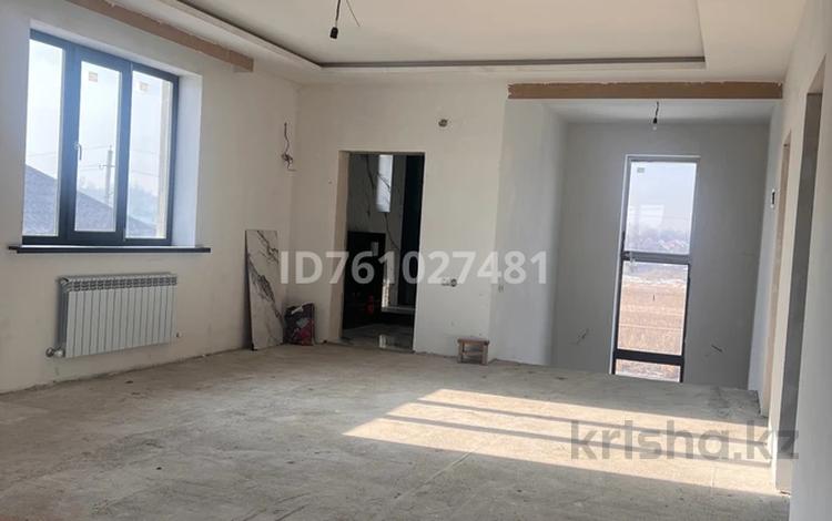 Отдельный дом · 6 комнат · 240 м² · 5 сот., Алматинская,р-н Карасайский,с.о.Умтылский,с.Алмалыбак,уч.кВ 089 1073/246 — Умтылский сельский округ,Карасайского района,Алматинской области за ~ 66 млн 〒 в Алматы — фото 2