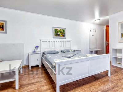 1-комнатная квартира · 33 м² · 2/4 этаж, Абылайхана 147 за 22 000 ₸ в Алматы, Алмалинский р-н