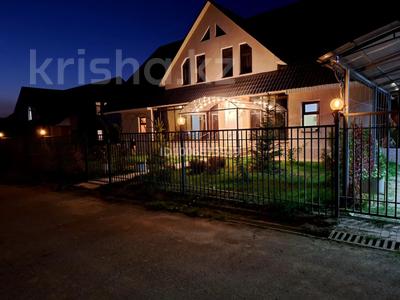Отдельный дом · 9 комнат · 450 м² · 10 сот., Калиева 6 за 135 млн 〒 в Бельбулаке (Мичурино)