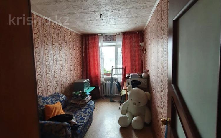 3-комнатная квартира, 63 м², 5/6 этаж, Торайгырова — Академика Сатпаева за 15.8 млн 〒 в Павлодаре — фото 11