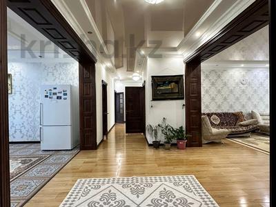 8-комнатная квартира · 280 м² · 1/5 этаж, мкр. Алтын орда, Тауелсиздик 5к2 — СЗАДИ ГИПЕРМАРКЕТА ДИНА за 69 млн 〒 в Актобе