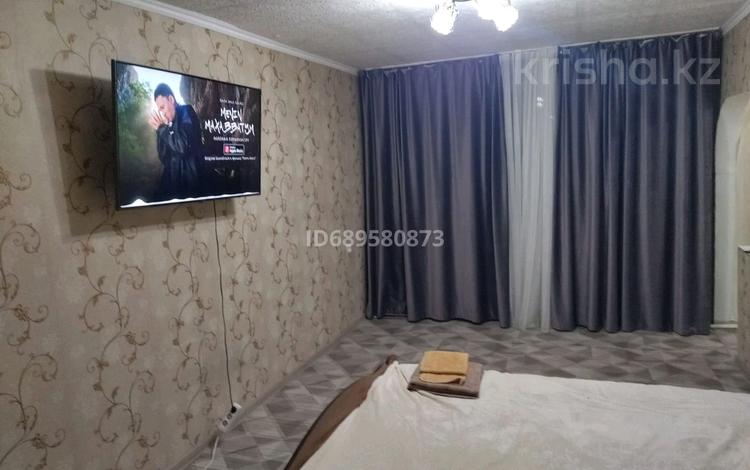 1-комнатная квартира · 45 м² · 5/5 этаж, Майкудук, Майкудук, 19й микрорайон 45А за 100 000 ₸ в Караганде, Алихана Бокейханова р-н — фото 2