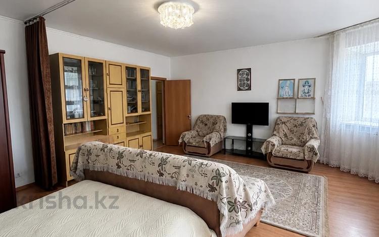 1-комнатная квартира · 54.1 м² · 7/9 этаж, Жаяу мусы 7б за 22.5 млн ₸ в Павлодаре — фото 2