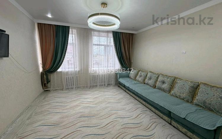 3-комнатная квартира · 73.2 м² · 2/2 этаж, проспект абая 25 за 8.5 млн ₸ в Агадыре — фото 2