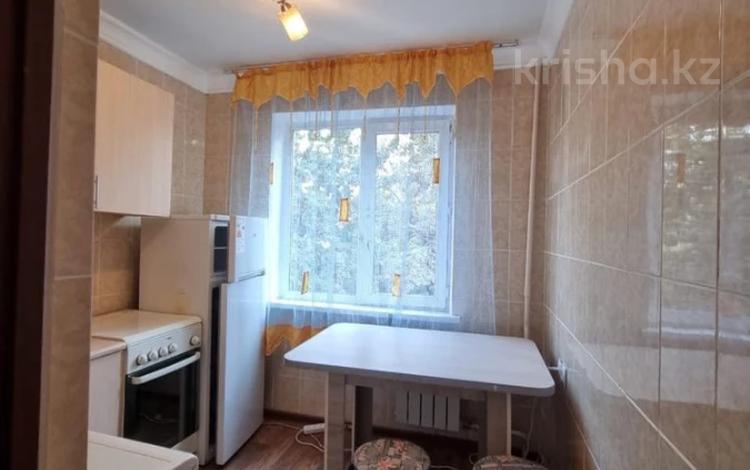 2-комнатная квартира, 60 м², 4/5 этаж помесячно, Райымбека 127 — Абылай хана