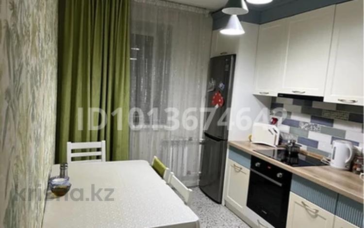 2-бөлмелі пәтер · 54 м² · 4/9 қабат, Кабанбай батыра 89 — Пермитина, бағасы: 32 млн ₸ в Усть-Каменогорске — фото 2