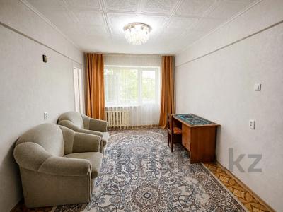3-комнатная квартира · 50.2 м² · 2/5 этаж, Бурова 27/1 за 18 млн ₸ в Усть-Каменогорске