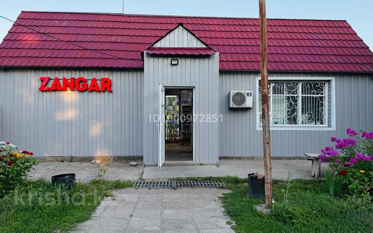 Азык түлік дүкені. Орналасқан жері саудаға қолайлы · 82 м², бағасы: 45 млн ₸ в Зайсане — фото 8