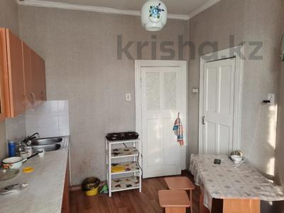 2-комнатная квартира, 65 м², 3/3 этаж, Шакарима 159 за 12.3 млн 〒 в Усть-Каменогорске