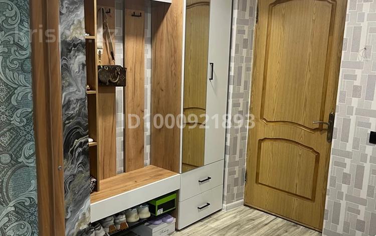 2-бөлмелі пәтер · 48 м² · 5/5 қабат, Темержолшилар 98 — Темержолшилар, Тынышпаева, бағасы: 13.5 млн ₸ в Усть-Каменогорске, Ульбинский — фото 4