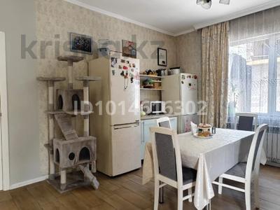 Часть дома · 3 комнаты · 78 м² · 2 сот., мкр Акбулак, Жандилдина 3/4 за 40 млн ₸ в Алматы, Алатауский р-н