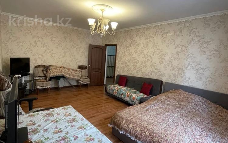 2-комнатная квартира · 77.9 м² · 4/9 этаж, мкр Аксай-1А, Толе би за 41.2 млн ₸ в Алматы, Ауэзовский р-н — фото 2