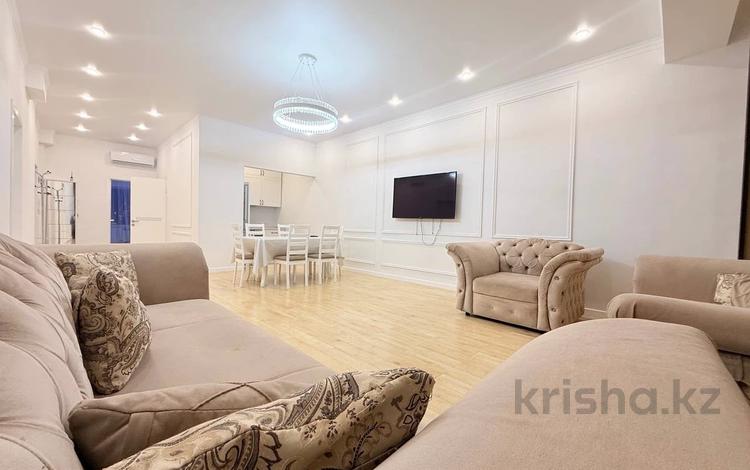 3-комнатная квартира · 110 м² · 20/21 этаж, Снегина 32/1 — Аль-Фараби за 700 000 ₸ в Алматы, Медеуский р-н — фото 2