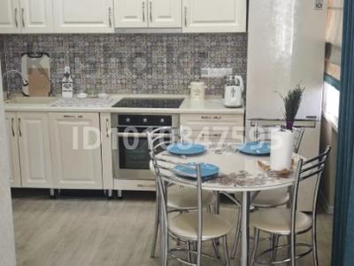 3-бөлмелі пәтер · 75 м² · 3/9 қабат, мкр Новый Город, Назарбаева 45, бағасы: 500 000 〒 в Караганде, Казыбек би р-н