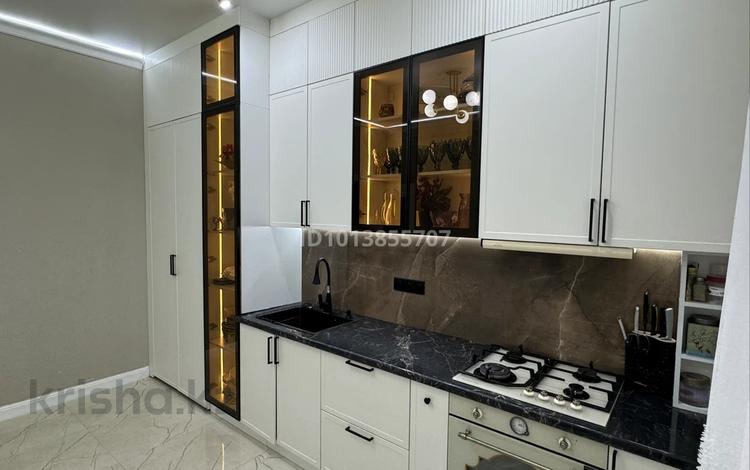 3-комнатная квартира · 100 м² · 5/6 этаж, мкр. Алтын орда 24Е за 47 млн ₸ в Актобе — фото 2