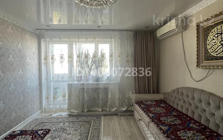 3-бөлмелі пәтер · 65.3 м² · 8/9 қабат, мкр Строитель 26/1 — Шолохова - С. Датова, бағасы: 25 млн ₸ в Уральске — фото 2
