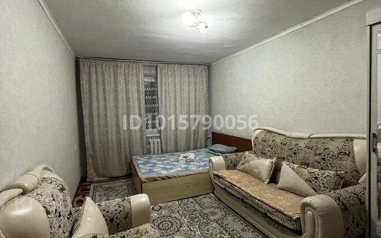 1-комнатная квартира · 38 м² · 1/2 этаж, Тоқтар Аубакирова 65 за 10 000 ₸ в Каркаралинске — фото 3