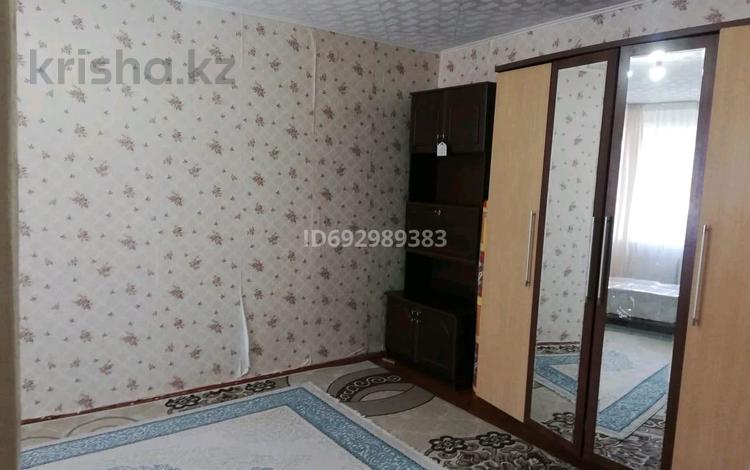 1-комнатная квартира, 33 м², 1/5 этаж, Комарова 17 за 5.8 млн 〒 в Сатпаев — фото 2