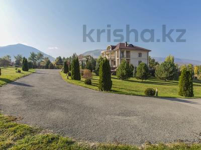 Отдельный дом · 12 комнат · 580 м² · 170 сот., Жандосова 292/1 за 490 млн 〒