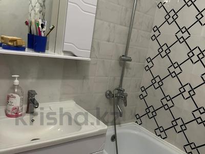 2-комнатная квартира · 59 м² · 1/5 этаж, Есенова 9 — Жургенева зеленый базар за ~ 43 млн ₸ в Алматы, Медеуский р-н