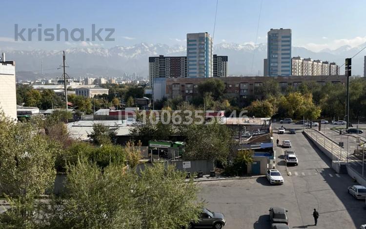 1-комнатная квартира · 48 м² · 5/8 этаж, Райымбека 243 — Райымбека Казакова за 230 000 ₸ в Алматы, Жетысуский р-н — фото 2