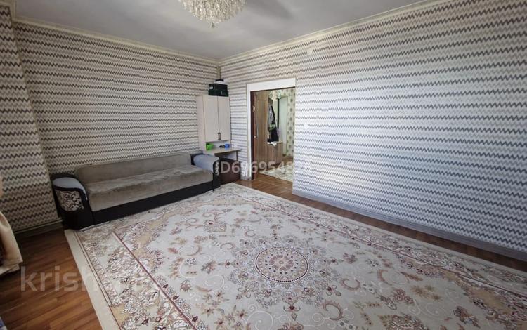 2-бөлмелі пәтер · 61 м² · 5/5 қабат, БейбарысСултан 93Д, бағасы: 16.5 млн ₸ в  — фото 2
