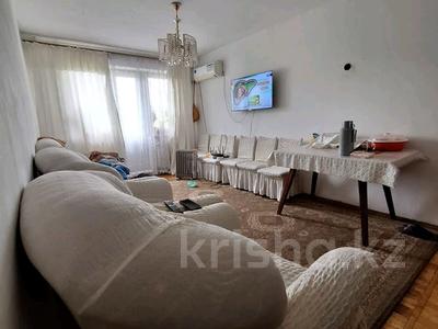 2-комнатная квартира, 46 м², 3/5 этаж, Айбергенова — Шымкент плаза за 13.2 млн 〒