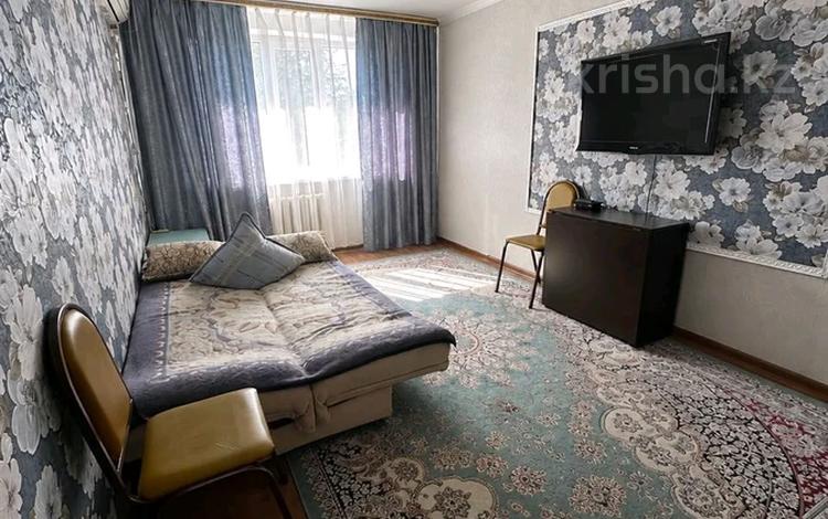 1-комнатная квартира · 30 м² · 5/5 этаж, Абая за 90 000 ₸ в Уральске — фото 2