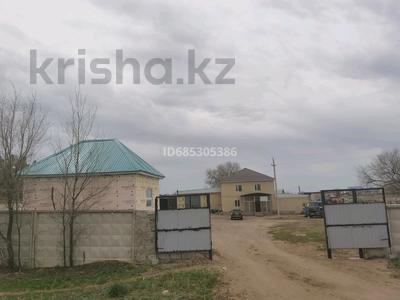 Продажа промбаз и заводов в Актюбинской обл.: Промбаза · 1.2 га, Магаджан 12а за 130 млн 〒 Промбаза · 1.2 га, Магаджан 12а за 130 млн 〒 в Актобе, жилой массив Заречный-1