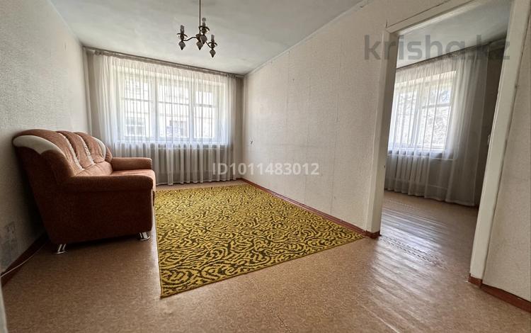 2-комнатная квартира · 40 м² · 1/5 этаж, Байтурсынова — Возле 20 школы за 15 млн ₸ в Семее — фото 2