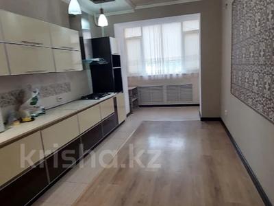 Пәтерлер в Актюбинской обл.: 4-бөлмелі пәтер · 141 м² · 1/8 қабат, Новый город, Молдагуловой, бағасы: 55 млн 〒 4-бөлмелі пәтер · 141 м² · 1/8 қабат, Новый город, Молдагуловой, бағасы: 55 млн 〒 в Актобе