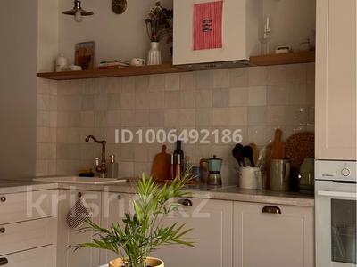 Часть дома · 3 комнаты · 101 м² · 1 сот., мкр Кунгей , Турекулова 61 за 58 млн ₸ в Караганде, Казыбек би р-н