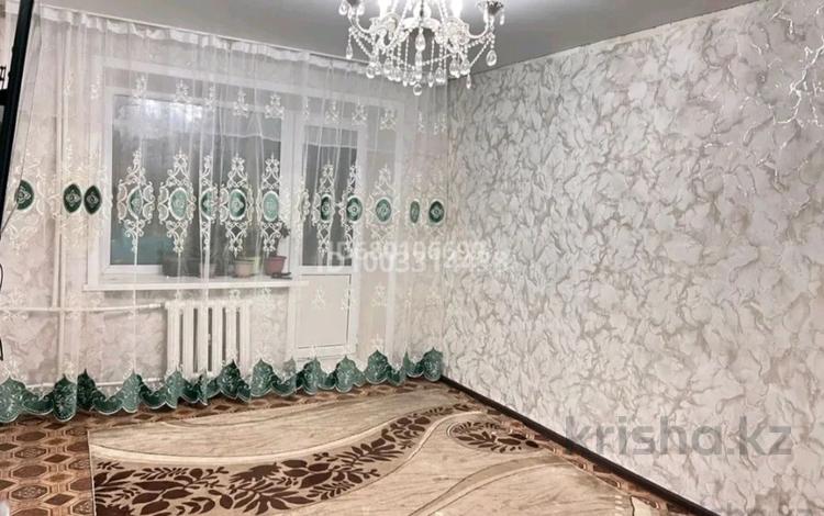 3-комнатная квартира · 65 м² · 4/5 этаж, Майкудук, Майкудук, 12й микрорайон за 15 млн 〒 в Караганде, Алихана Бокейханова р-н — фото 2