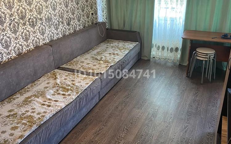 2-комнатная квартира · 48 м² · 5/5 этаж, Майкудук, 12й микрорайон 2 за 150 000 ₸ в Караганде, Алихана Бокейханова р-н — фото 2
