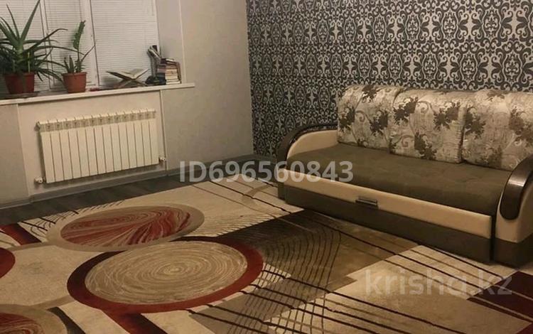 2-бөлмелі пәтер · 86.4 м² · 5/5 қабат, мкр Жилгородок, Мухамеджана Тынышбаева 55 — Возле базара Жилгородок, бағасы: 25.5 млн ₸ в Актобе — фото 2