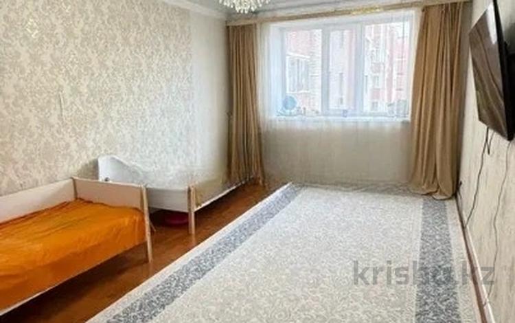 3-бөлмелі пәтер · 90 м² · 8/10 қабат, Кумисбекова 8, бағасы: 41 млн ₸ в Астане, Сарыарка р-н — фото 5